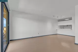 Photo #5: 41097186 Listing