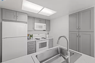 Photo #6: 41097215 Listing