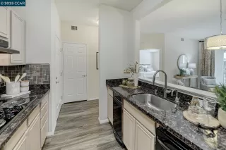 Photo #2: 41097221 Listing