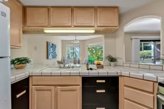 Photo #4: 41097300 Listing