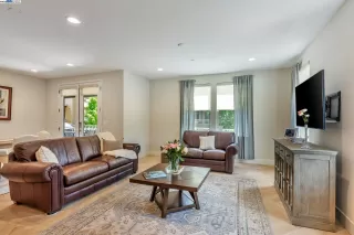 Photo #2: 41097313 Listing 