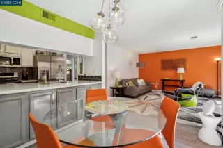 Photo #2: 41097354 Listing