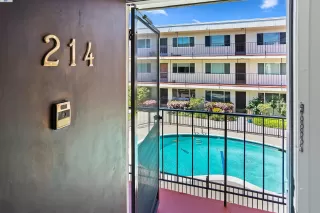 Photo #2: 41097378 Listing