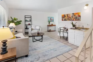 Photo #5: 41097378 Listing