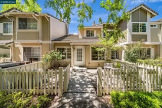 Click for more information on MLS # 41097472 : 7464 OXFORD CIR More Details about MLS # 41097472 : 7464 OXFORD CIR