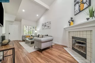 Photo #2: 41097472 Listing