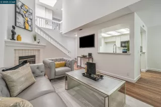 Photo #4: 41097472 Listing