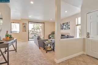 Photo #6: 41097501 Listing