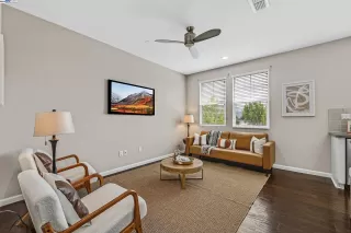 Photo #5: 41097591 Listing 