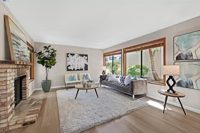 MLS: 41097726 Condo For Sale