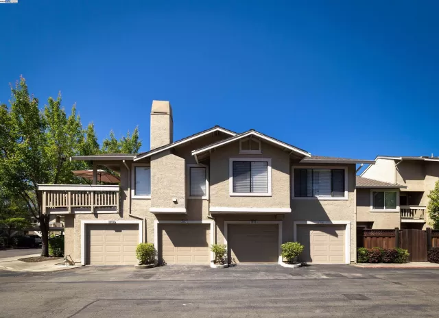 MLS: 41097743 Condo For Sale