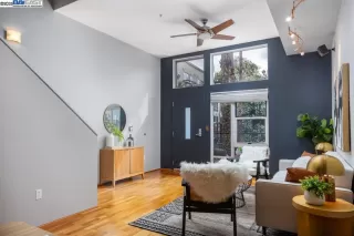 Photo #2: 41097760 Listing 