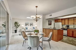 Photo #4: 41097882 Listing