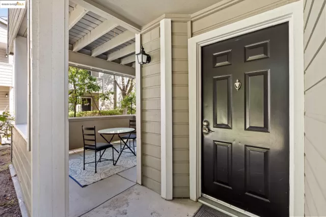 MLS: 41097934 Condo For Sale