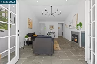 Photo #2: 41098005 Listing