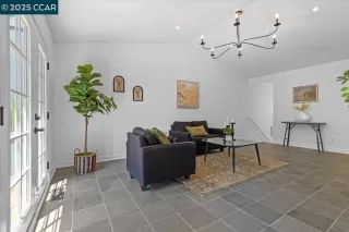 Photo #4: 41098005 Listing