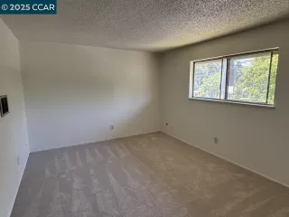 Photo #2: 41098025 Listing