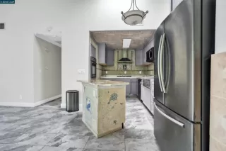 Photo #1: 41098033 Listing 