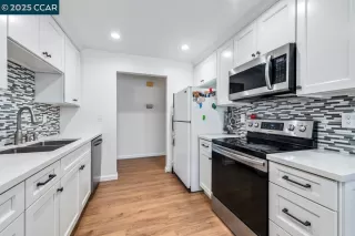 Photo #5: 41098146 Listing 