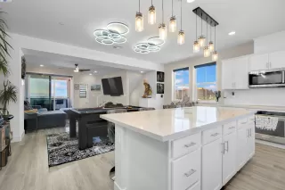 Photo #5: 41098162 Listing 