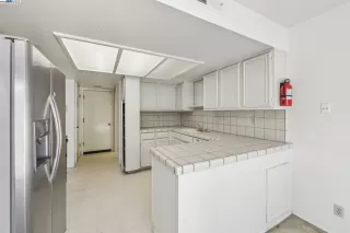 Photo #5: 41098168 Listing