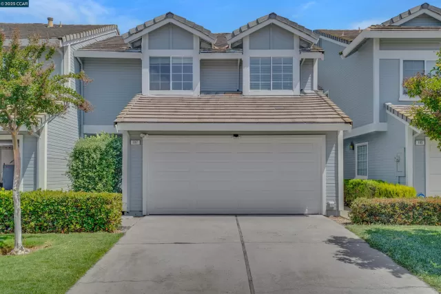 MLS: 41098197 Condo For Sale