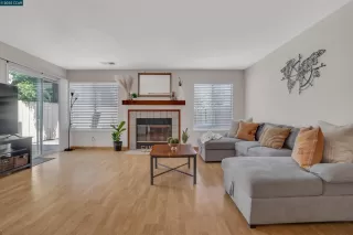 Photo #3: 41098197 Listing