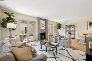 Photo #4: 41098202 Listing