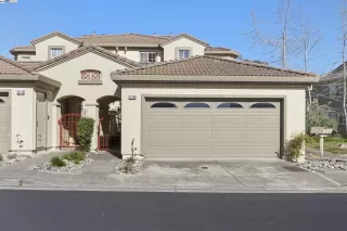 More Details about MLS # 41098204 : 22180 W LYNDON LOOP