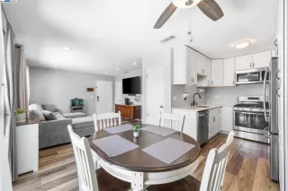 Photo #6: 41098268 Listing