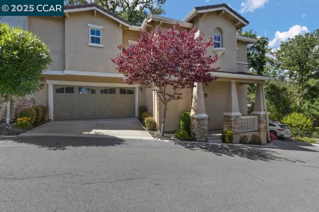 MLS: 41098315 Condo For Sale