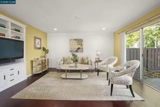 Photo #2: 41098395 Listing 