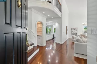 Photo #2: 41098418 Listing