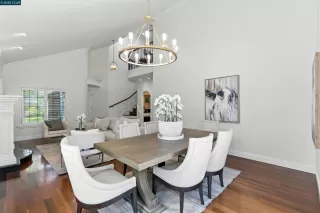 Photo #5: 41098418 Listing