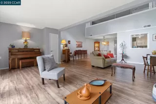 Photo #1: 41098509 Listing 