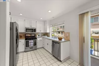 Photo #6: 41098532 Listing 