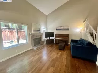 Photo #3: 41098554 Listing