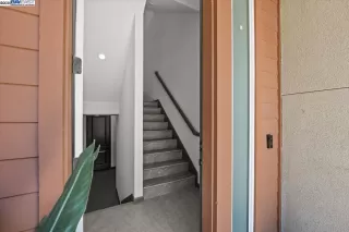 Photo #5: 41098570 Listing 