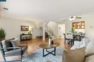 Photo #3: 41098609 Listing