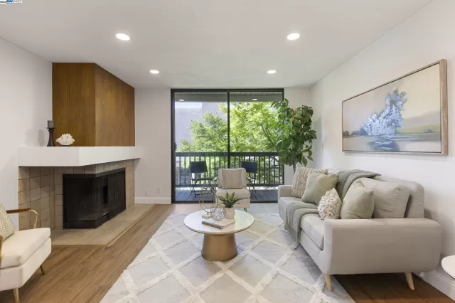MLS: 41098630 Condo For Sale