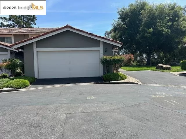MLS: 41098675 Condo For Sale