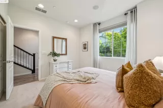 Photo #6: 41098694 Listing