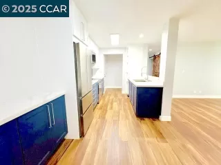 Photo #6: 41098695 Listing 