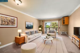 Photo #2: 41098747 Listing 