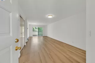 Photo #3: 41098755 Listing 