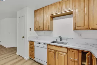 Photo #6: 41098755 Listing 