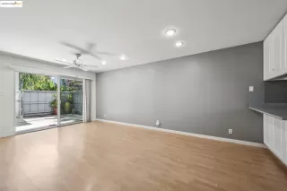 Photo #1: 41098757 Listing