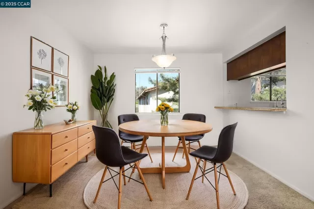 MLS: 41098828 Condo For Sale