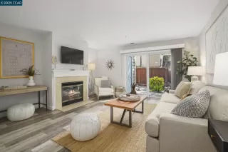 Photo #2: 41098834 Listing 