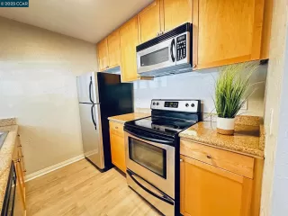 Photo #6: 41098855 Listing